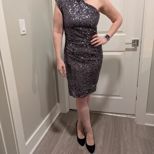 Lauren Ralph Lauren Evening One-Shoulder Sequins Midi Dress in Purple